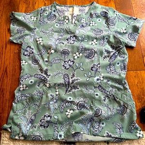 Women’s Scrub Top